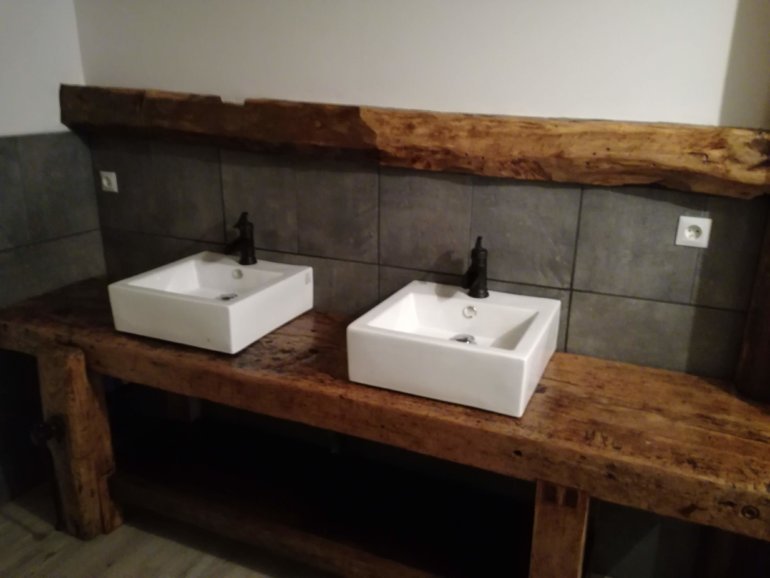 Meuble de salle de bain style établi